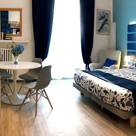 Appartamento Blu A Milano Zona Ripamonti Vicino Allo Ieo Luaran gambar